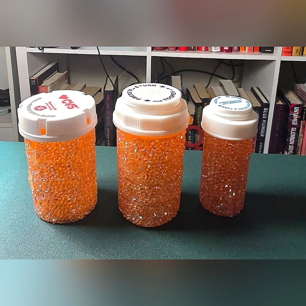 ✨️ Bedazzled Prescription Bottles ✨️